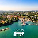 Residenza La Corte Апартаменты Кастельнуово-дель-Гарда