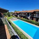 Residenza La Corte Кастельнуово-дель-Гарда