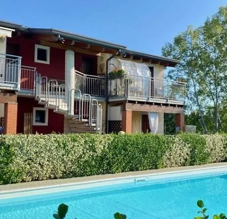 Residenza La Corte كاستلْنْيوفو ديل غارد