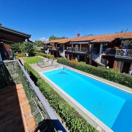 Residenza La Corte كاستلْنْيوفو ديل غارد