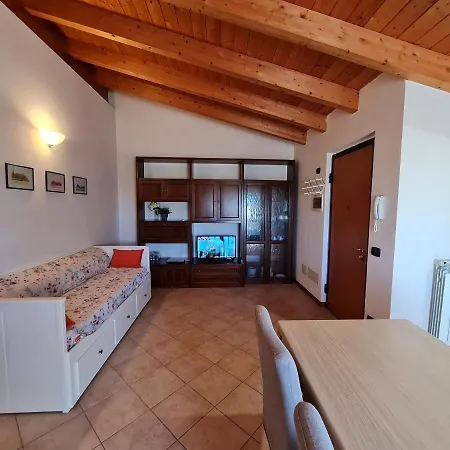 Residenza La Corte كاستلْنْيوفو ديل غارد