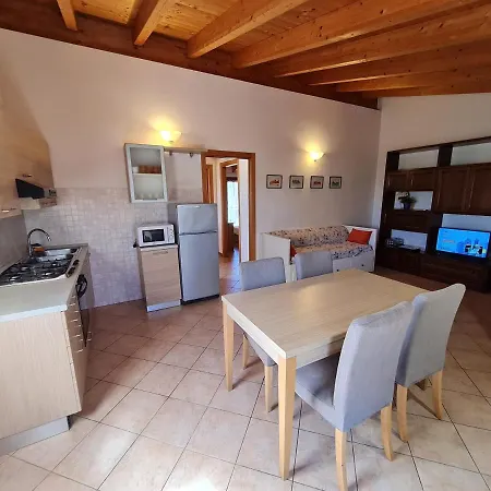 Residenza La Corte * كاستلْنْيوفو ديل غارد